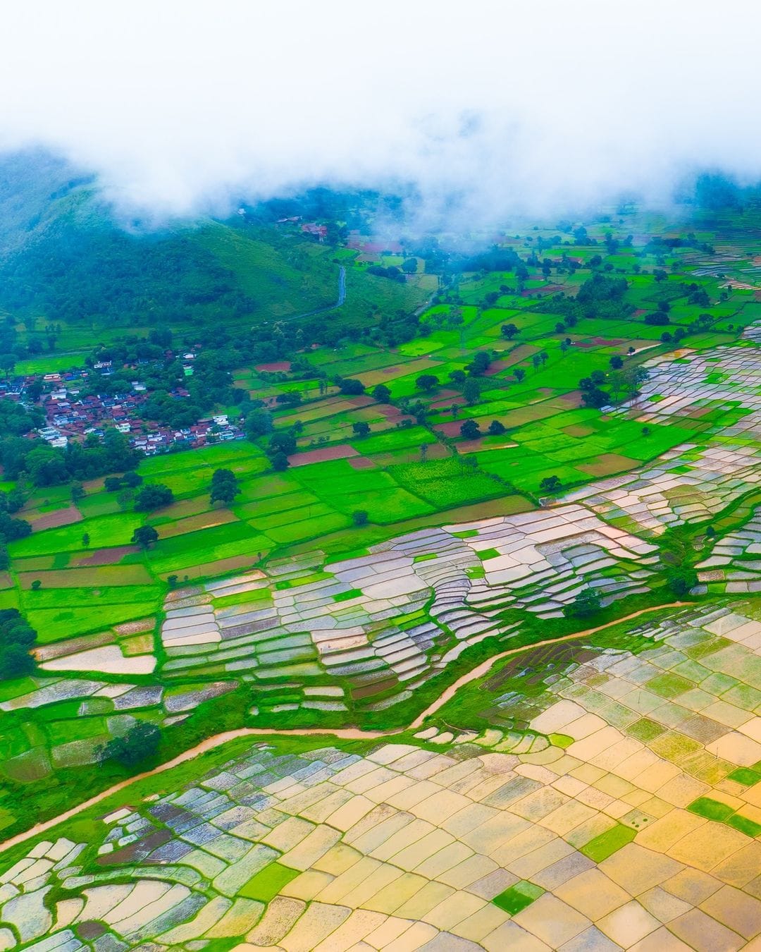 KR Groups Tours and Travels 